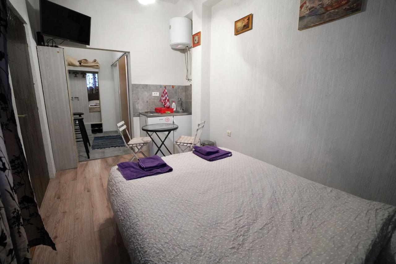 Apartman Rale Belgrado Esterno foto
